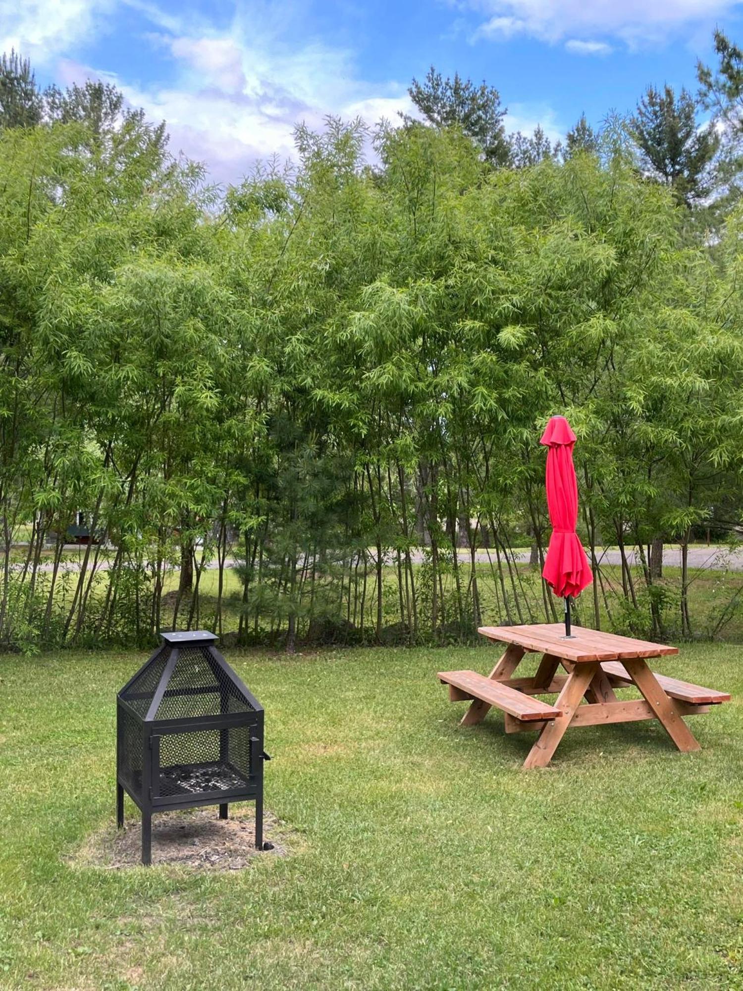 Chalets Du Domaine Yamaska Бромон Экстерьер фото