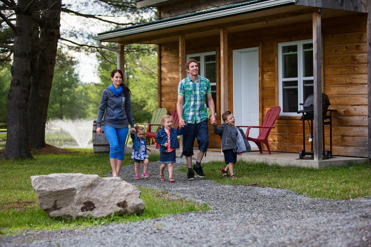 Chalets Du Domaine Yamaska Бромон Экстерьер фото